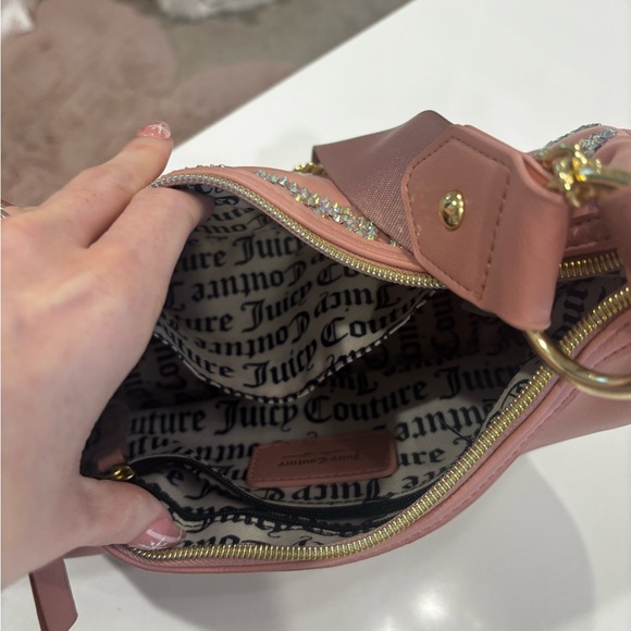 Juicy Couture Pink Shoulder Bag with Gold Chain - Picture 3 of 3